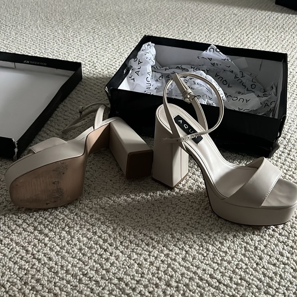 Taupe platform heels - Picture 4 of 4